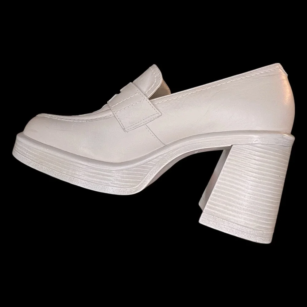 Steve Madden Fulfill Y2K Chunky Platform Penny Loafers Block Heel‎ Cream 8